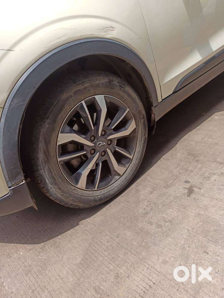 Immediate Sell Xuv 300 Auto