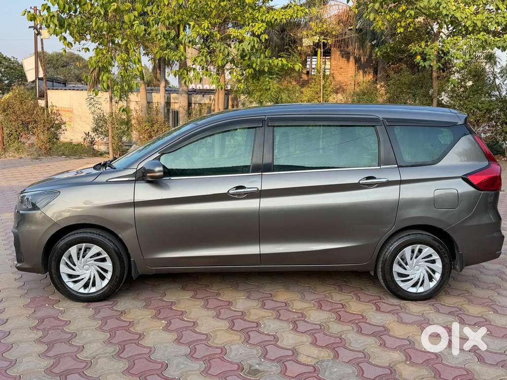 Maruti Suzuki Ertiga 2022-2023 Vxi Cng, 2021, Cng & Hybrids