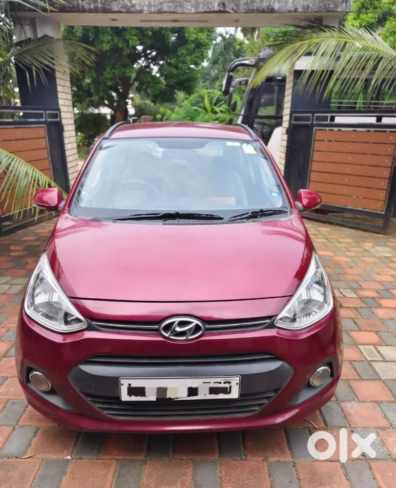 Hyundai Grand I10 2016 Petrol 101800 Km Driven Lady Owner