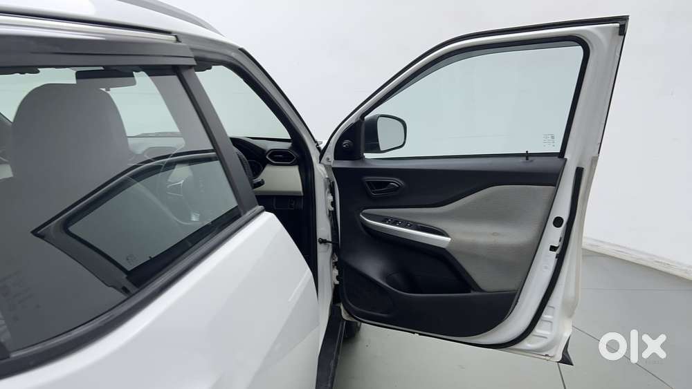 Nissan Magnite 1.0 Xe, 2023, Petrol