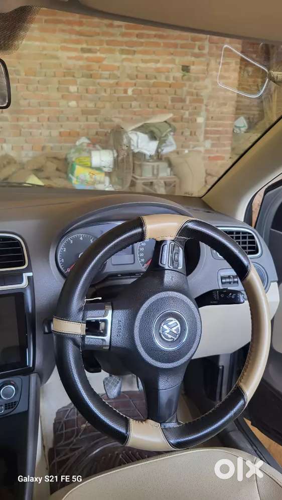 Volkswagen Vento 2013 Petrol 240000 Km Driven