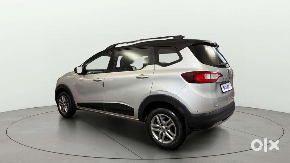 Renault Triber 1.0 Rxz Amt Dual Tone, 2022, Petrol