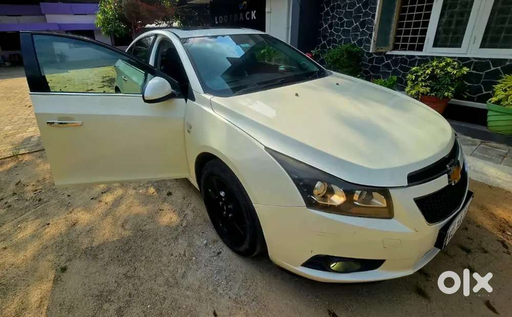 Chevrolet Cruze 2012 Diesel – Manual  ₹3,00,000