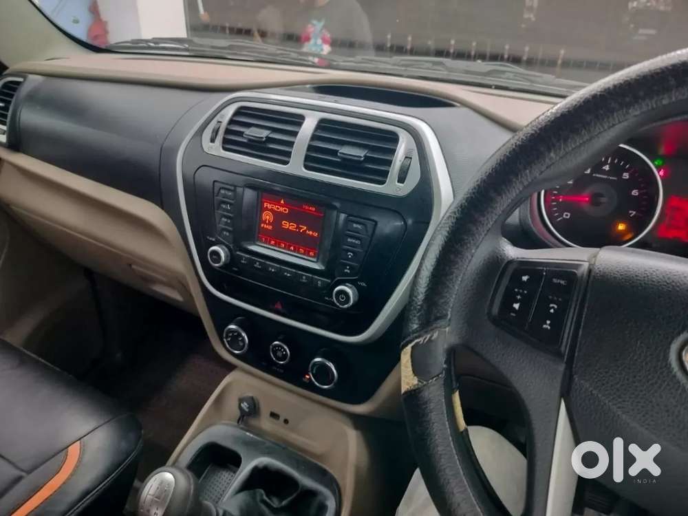 Mahindra Tuv 300 Mhawk100 T8, 2016, Diesel