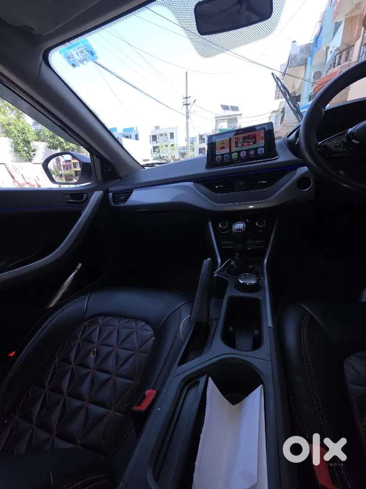 Well Mentioned Only 2.5 Years Old, Used Only For Office Up-down