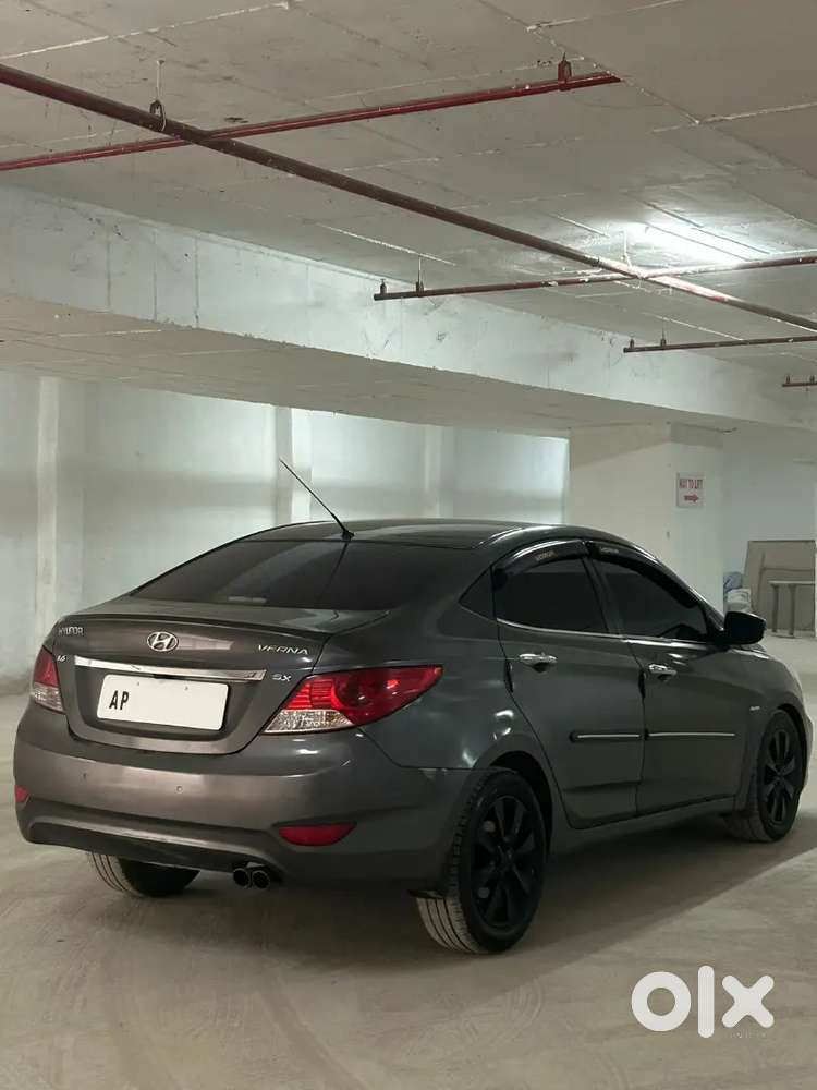 Hyundai Verna 1.6 Diesel Automatic 2011 Diesel 70200 Km  Excellent Org