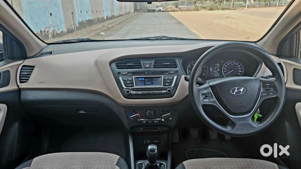 Hyundai Elite I20 Sportz (o) 1.2 Mt, 2018, Petrol