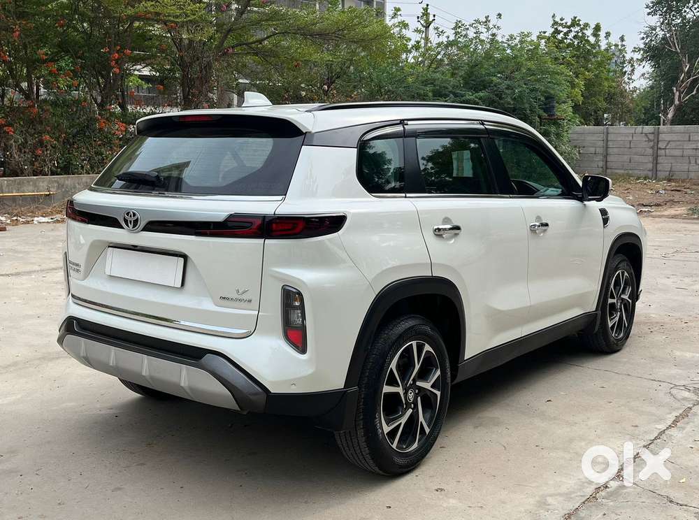 Toyota Urban Cruiser Hyryder 1.5 V Neo Drive, 2025, Petrol