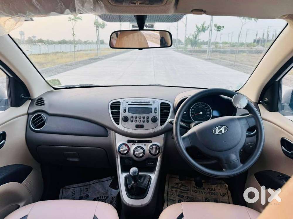 Hyundai I10 Sportz, 2015, Petrol