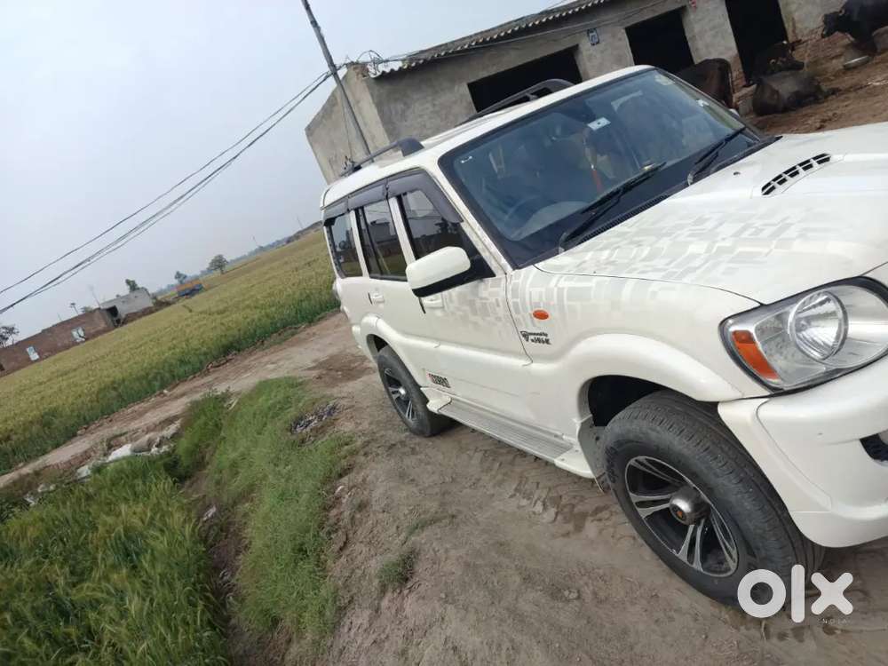 Mahindra Scorpio 2014 Diesel Well Maintained