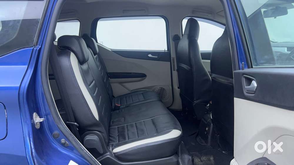 Renault Triber Rxz, 2020, Petrol