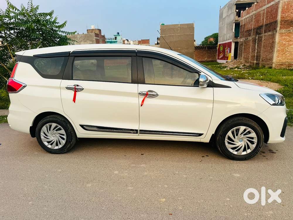 Maruti Ertiga Vxi 2025