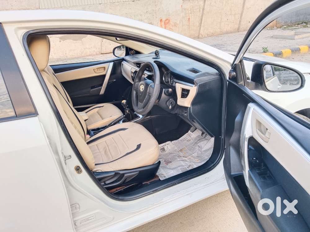 Toyota Corolla Altis 2013-2017 D-4d J, 2016, Diesel