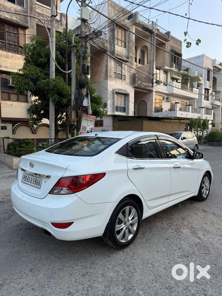 Hyundai Verna 1.6 Sx Crdi, 2012, Diesel