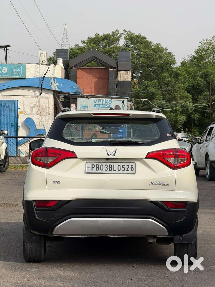 Mahindra Xuv300 W8 Diesel, 2023, Diesel