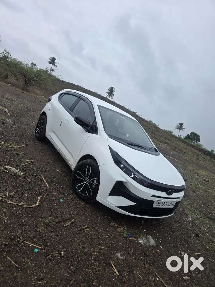 Tata Altroz 2026