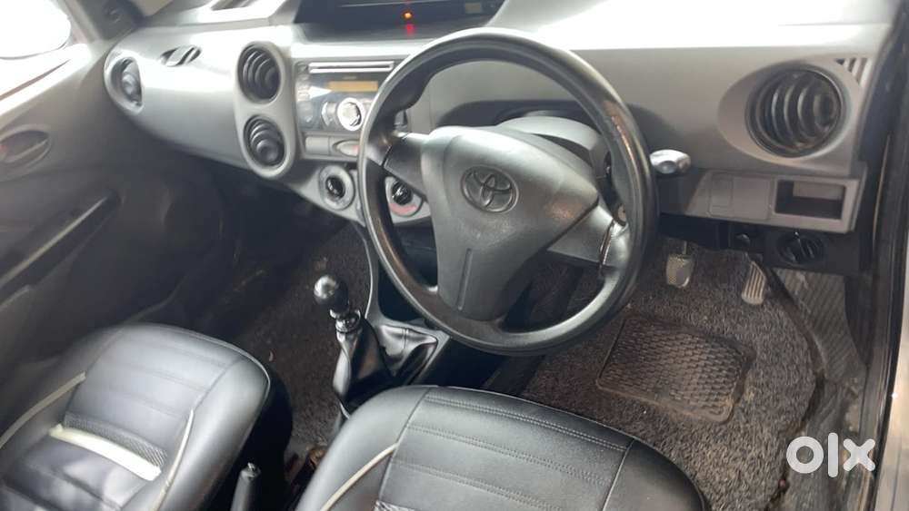 Toyota Etios Liva 2013