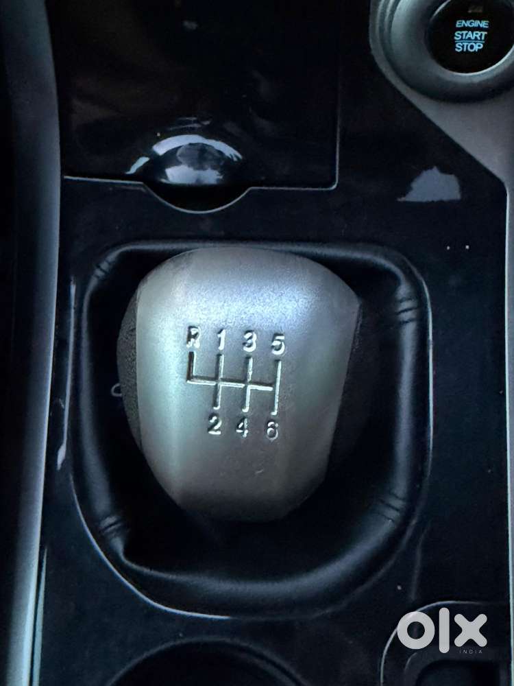 Mahindra Xuv500 W9 1.99, 2021, Diesel