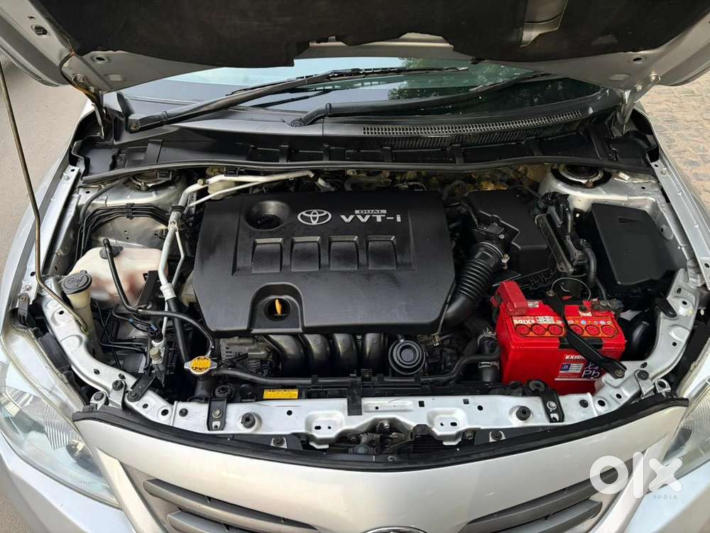 Toyota Corolla Altis 1.8 J, 2012, Petrol