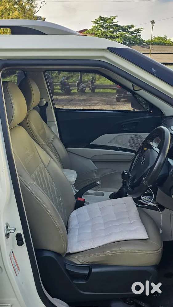Mahindra Xuv300 2019 Petrol (first Owner)