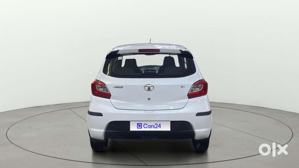 Tata Tiago 1.2 Revotron Xt, 2017, Petrol