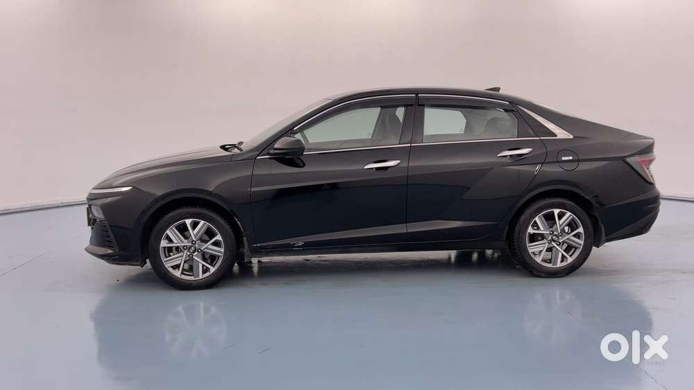 Hyundai Verna Sx 1.5 Petrol Ivt, 2023, Petrol