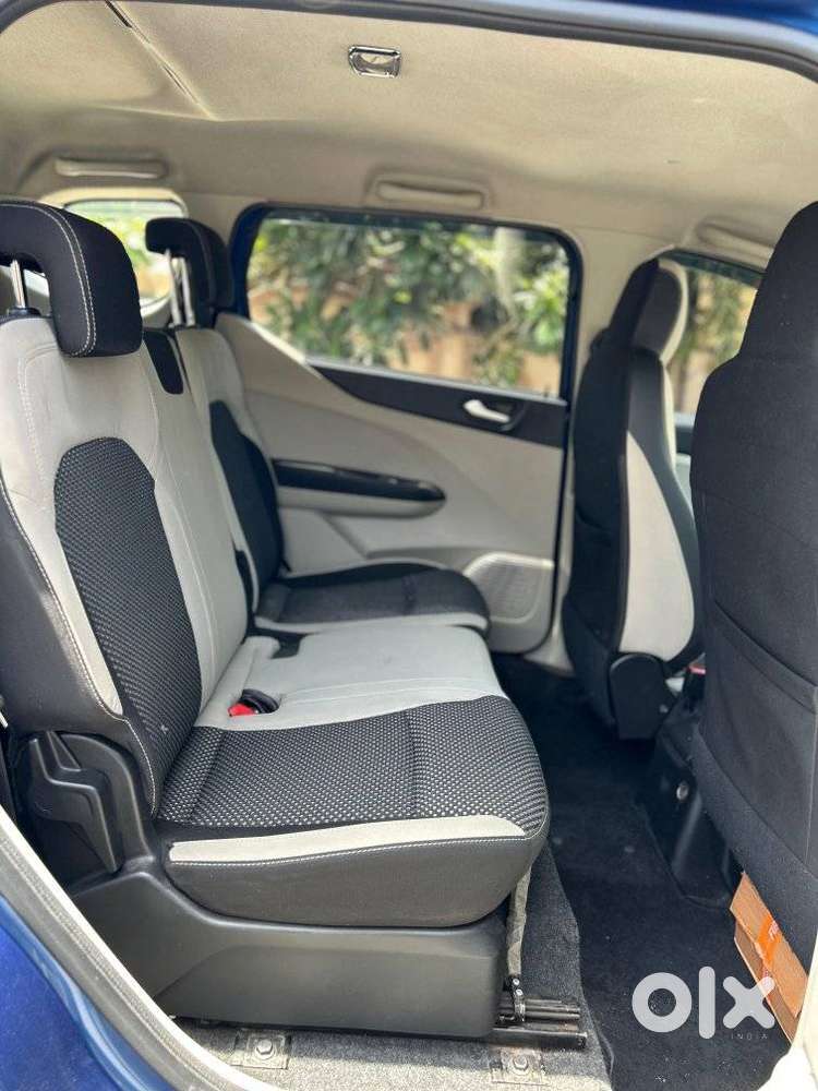 Renault Triber Rxz, 2019, Petrol