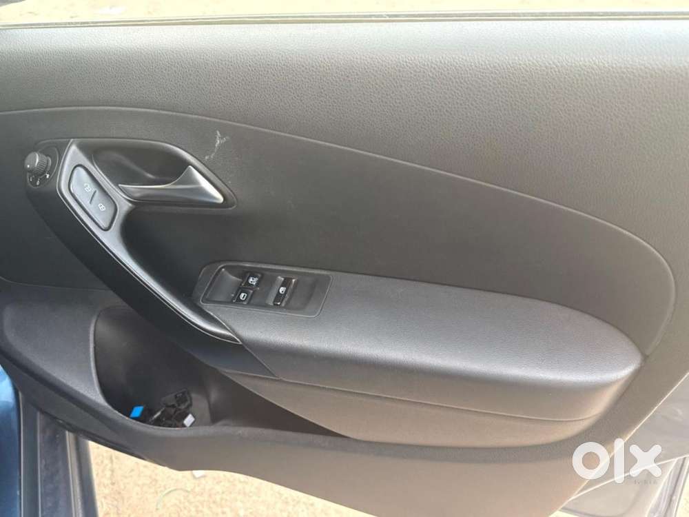 Volkswagen Polo 1.0 Comfortline 2018 Year