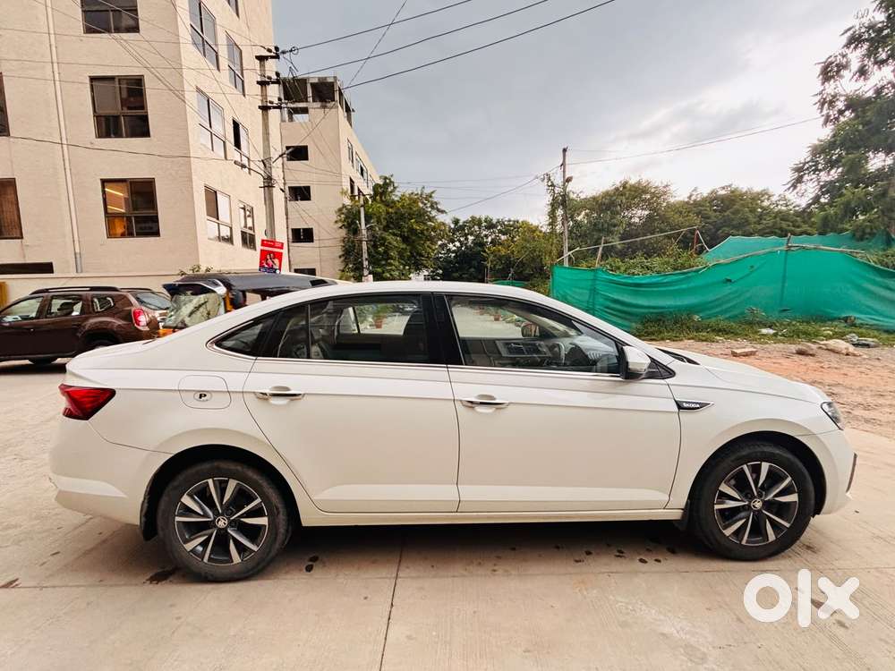 Skoda Slavia 1.0 Tsi Style, 2022, Petrol