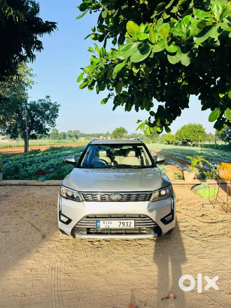 Mahindra Xuv300 W8