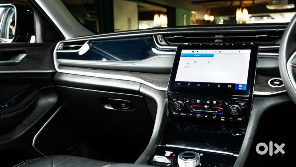 Jeep Grand Cherokee Limited (o) 4x4 At, 2024, Petrol