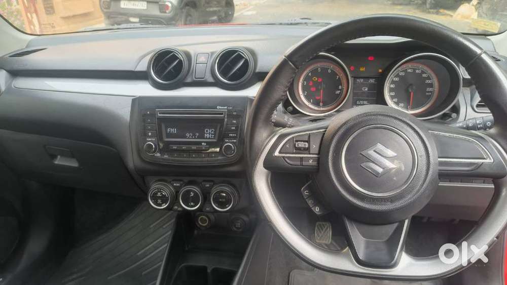 Maruti Suzuki Swift 1.3 Zxi, 2019, Petrol