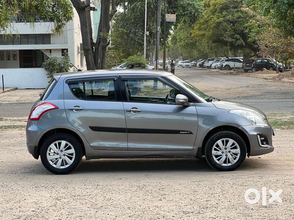 Maruti Suzuki Swift 2018 Zxi Plus, 2015, Petrol