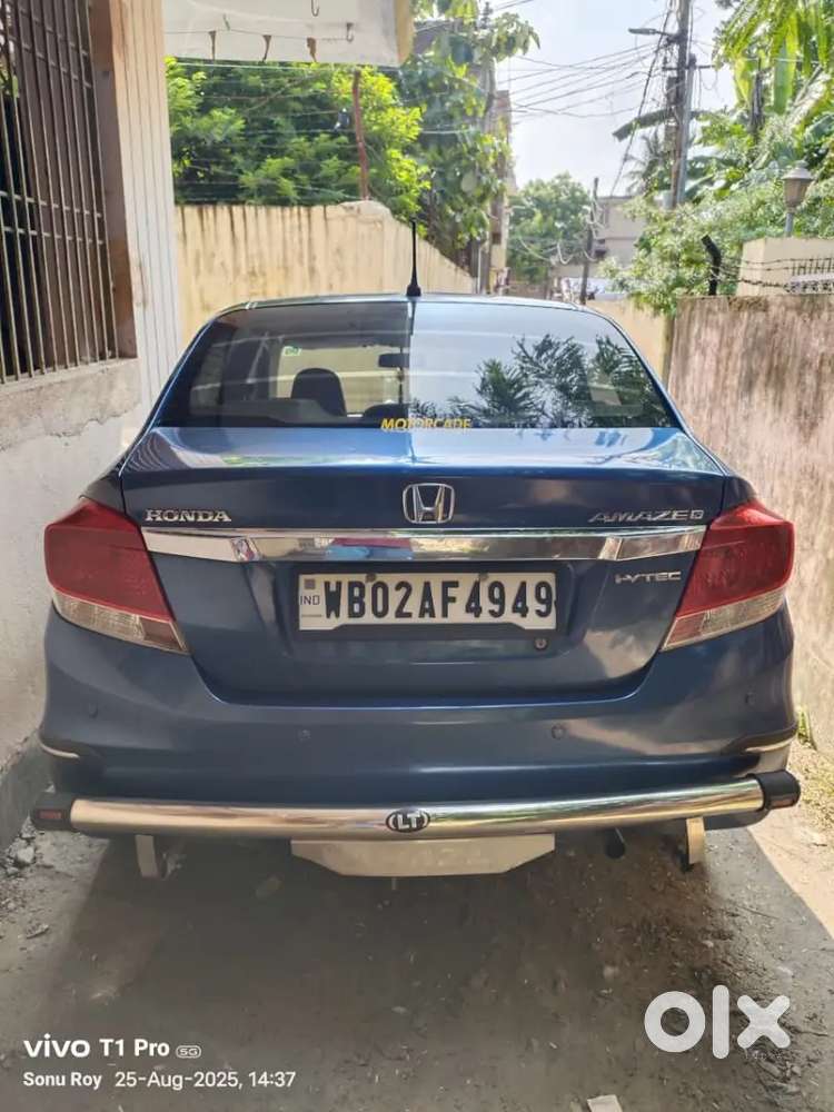 Honda Amaze 2015 Petrol 90000 Km Driven