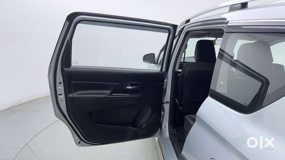 Maruti Suzuki Xl6 1.5 Zeta Mt, 2023, Petrol
