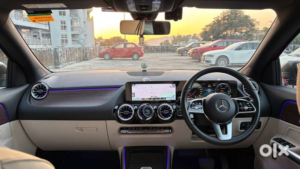 Mercedes Gla 220d In Scratch Less Brand New Condition