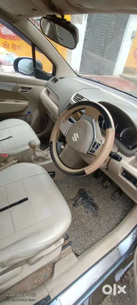 Maruti Ertiga Zdi 2012