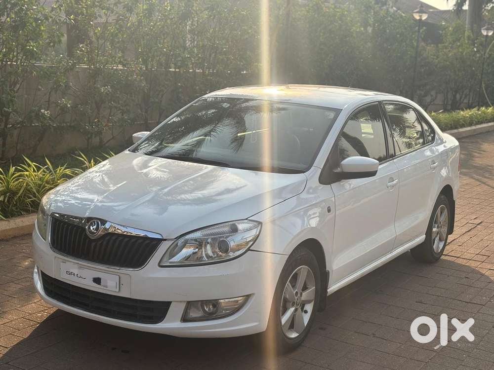 Skoda Rapid 1.6 Elegance Plus Mpi At, 2015, Petrol