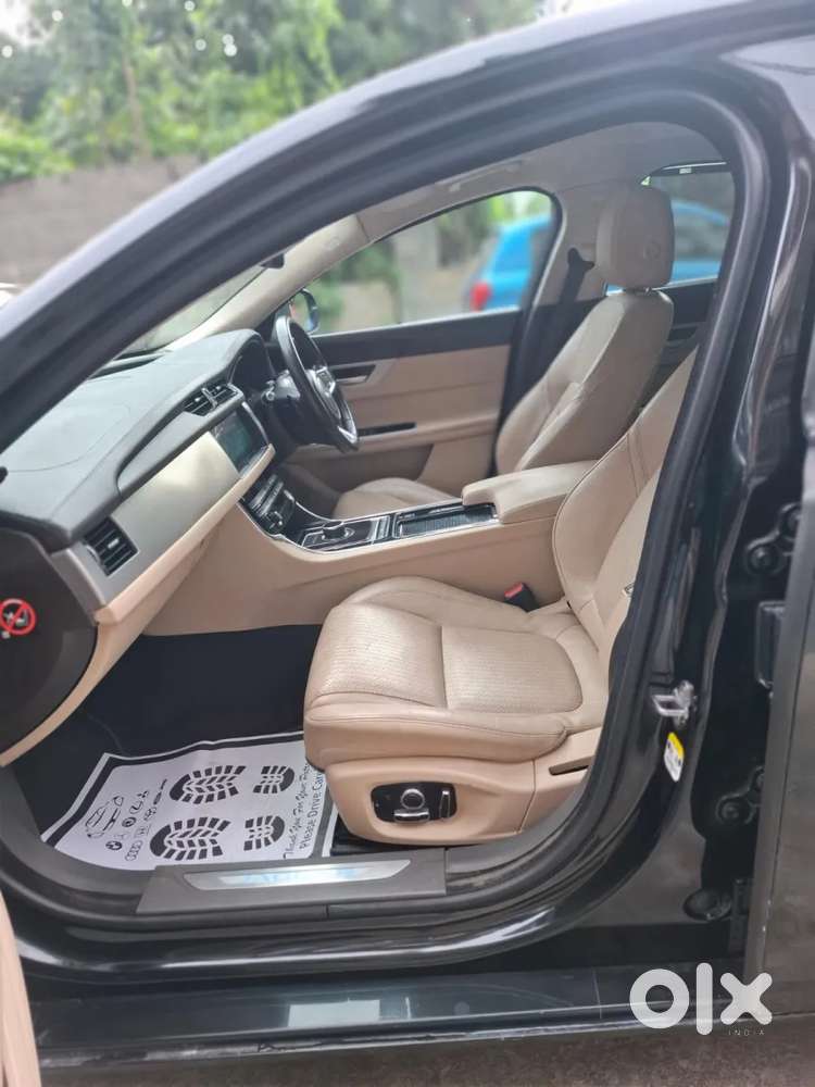 Jaguar Xf, 2020, Petrol