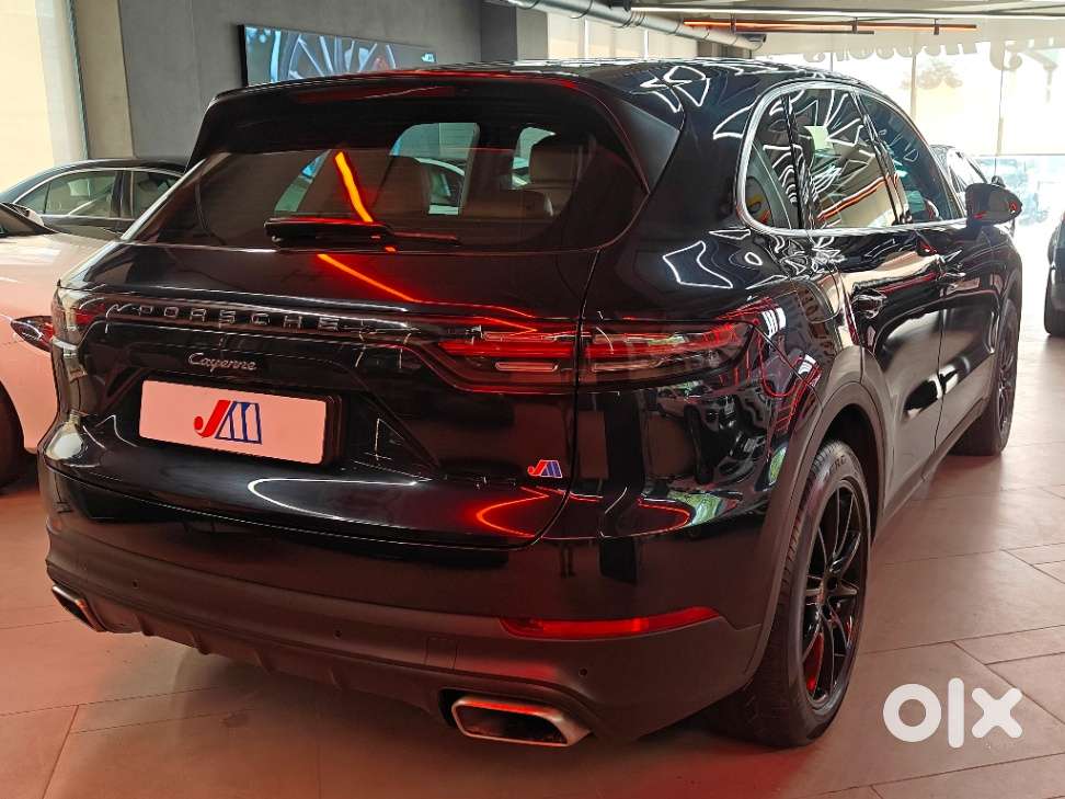 Porsche Cayenne Base, 2022, Petrol