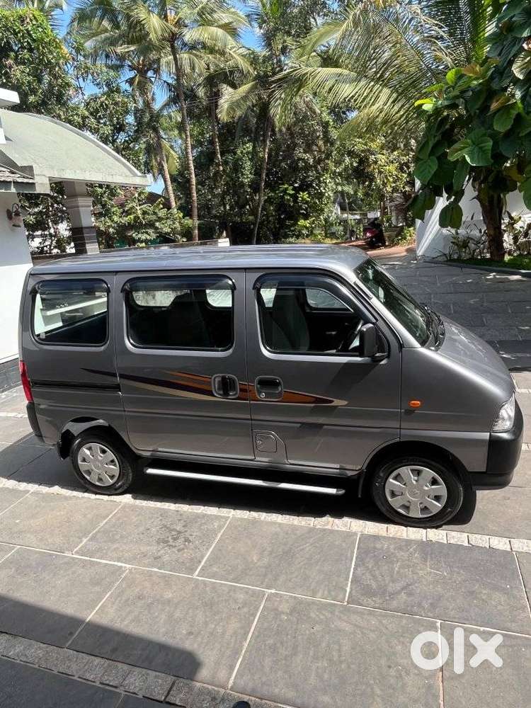 Maruti Suzuki Eeco 5 Str Ac (o), 2022, Petrol