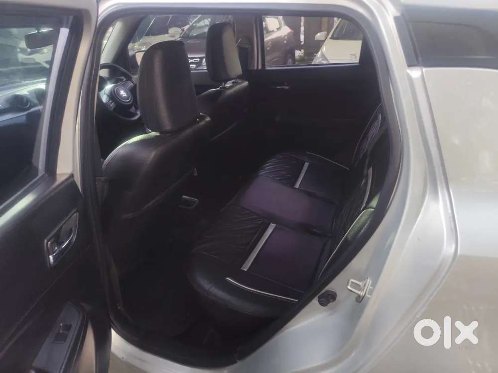 Maruti Swift Vxi Amt 12/2020