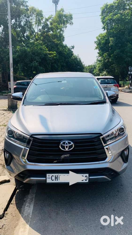 Toyota Innova Crysta 2.8z Automatic, 2020, Diesel