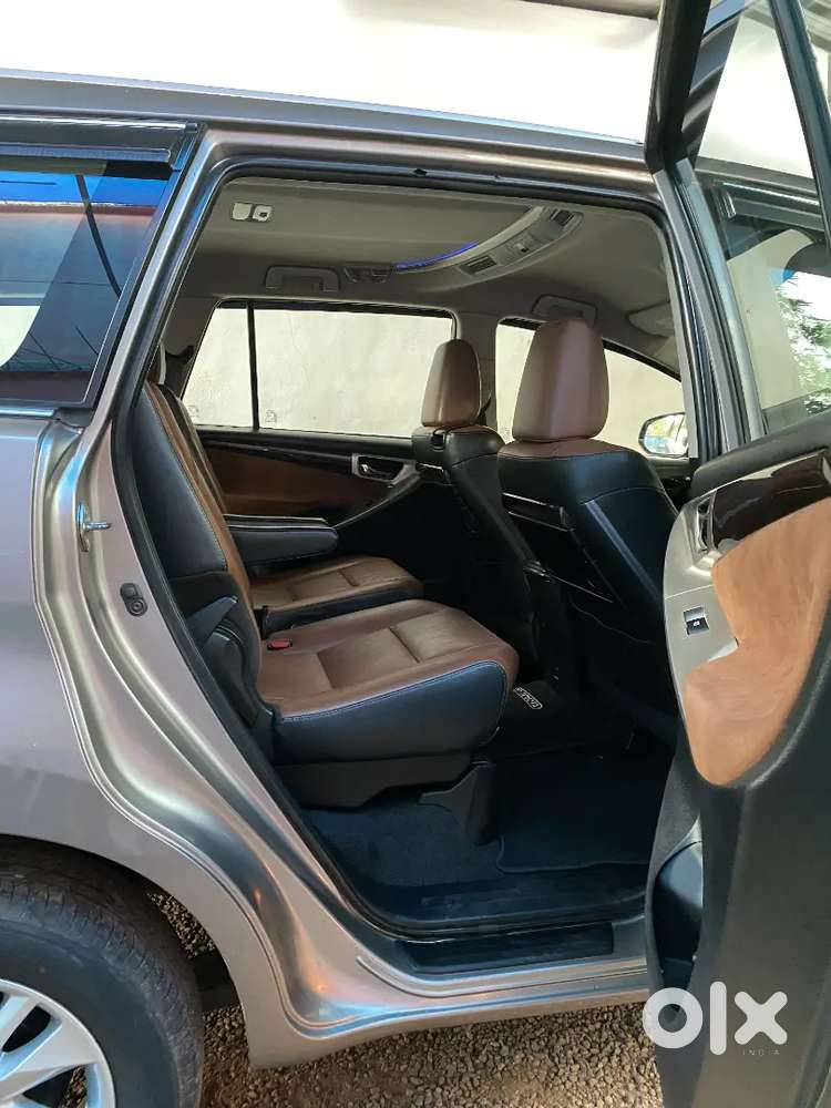 Toyota Innova Crysta 2017