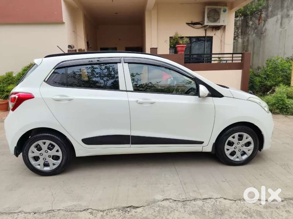 Hyundai Grand I10 Sportz 1.2 Kappa Vtvt, 2016, Petrol