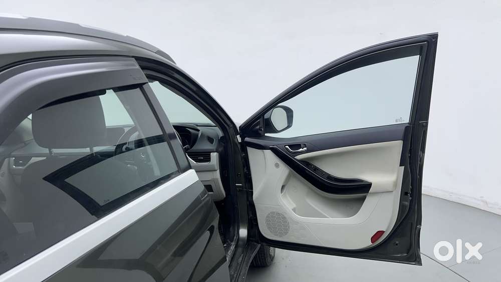 Tata Nexon 1.2 Revotron Xz Plus (s), 2022, Petrol