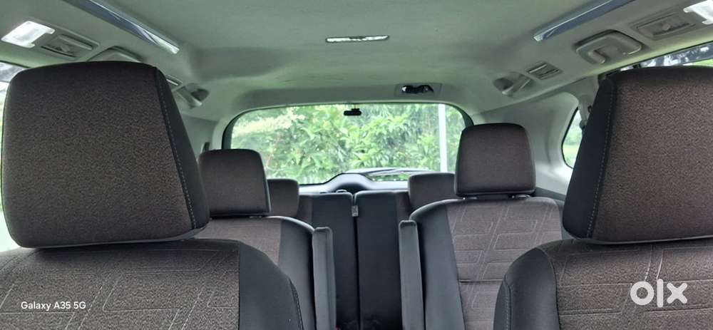 Toyota Innova Hycross (color: Blackish Ageha Gf) Petrol Good Condition