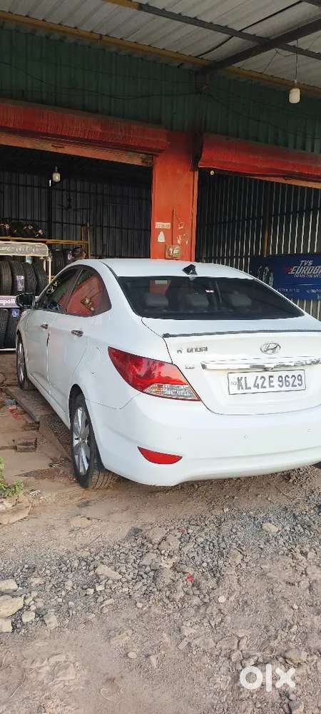 Hyundai Verna 2011 Diesel 125000 Km Driven