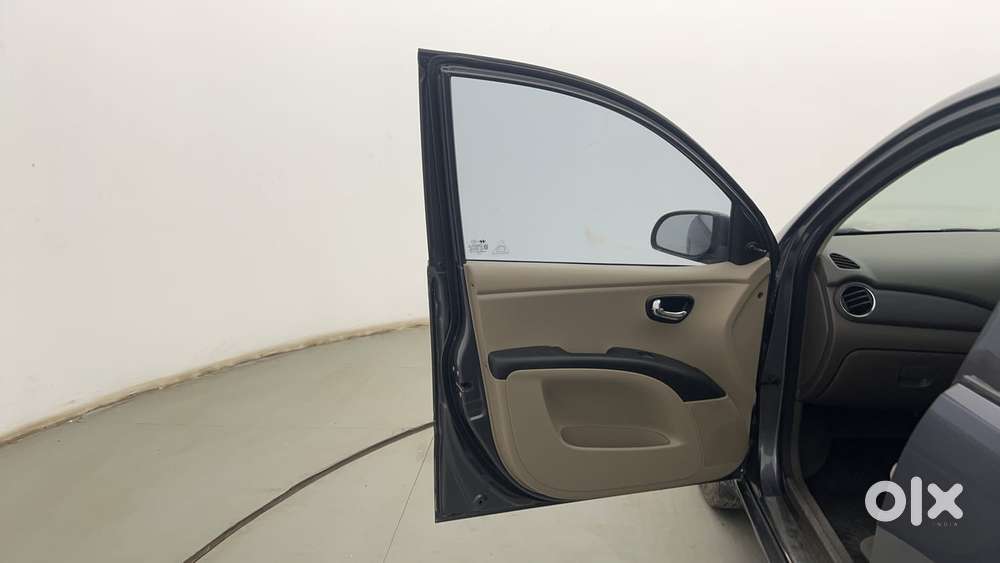 Hyundai I10 Sportz 1.1 Irde2, 2015, Petrol