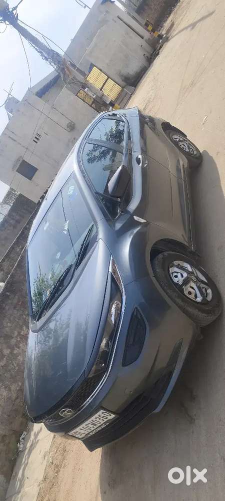 Tata Altroz Xe 2023